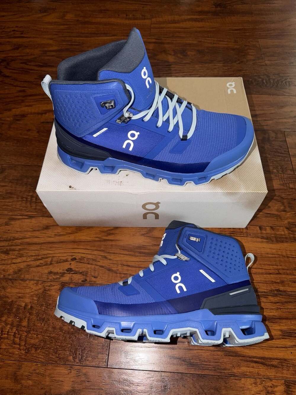 On Running Cloudrock Waterproof Hiking Boots Men's Size 10.5